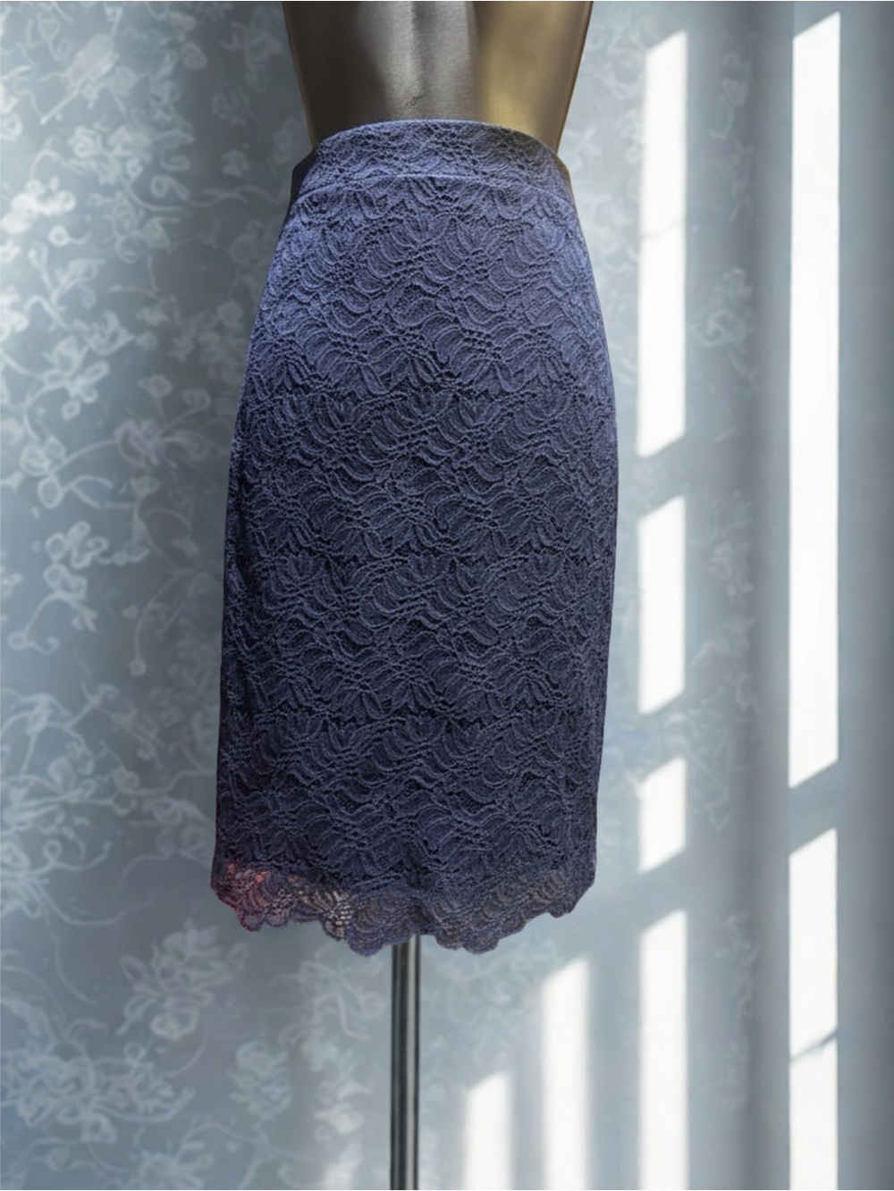 Banana Republic Navy Lace Pencil Skirt